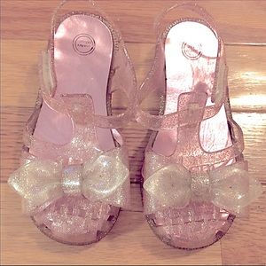 Adorable pink jelly sandals(girls)
